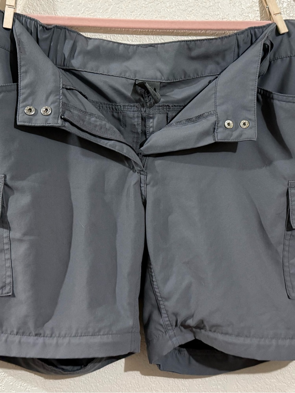 Men's Dark Gray Athletic Cargo Shorts